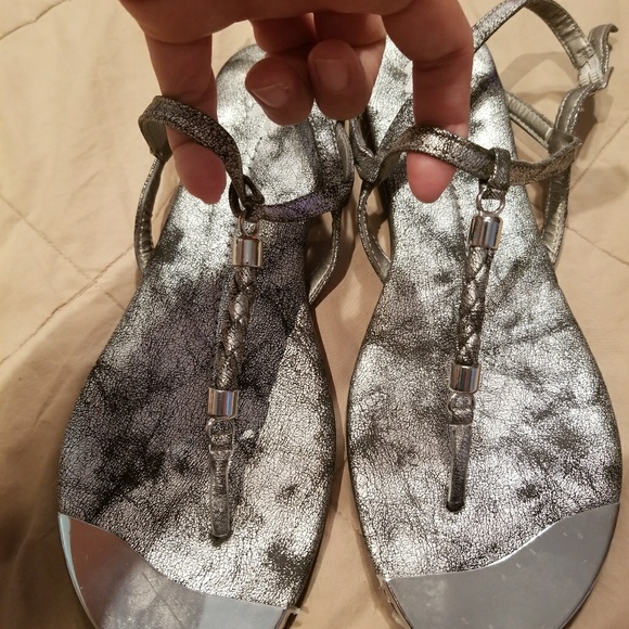 GIFTED - Picture 2 of 4